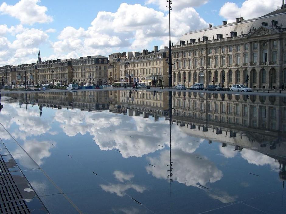 Ausone Beautiful Loft Apartment In Historical Center + Terrace And Parking Bordeaux Exterior photo